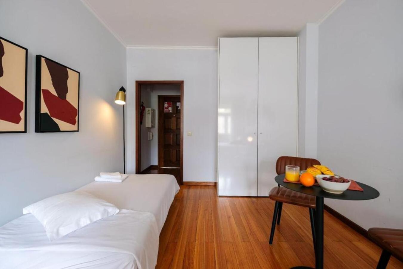 Impar Studios Deluxe Порту Екстер'єр фото