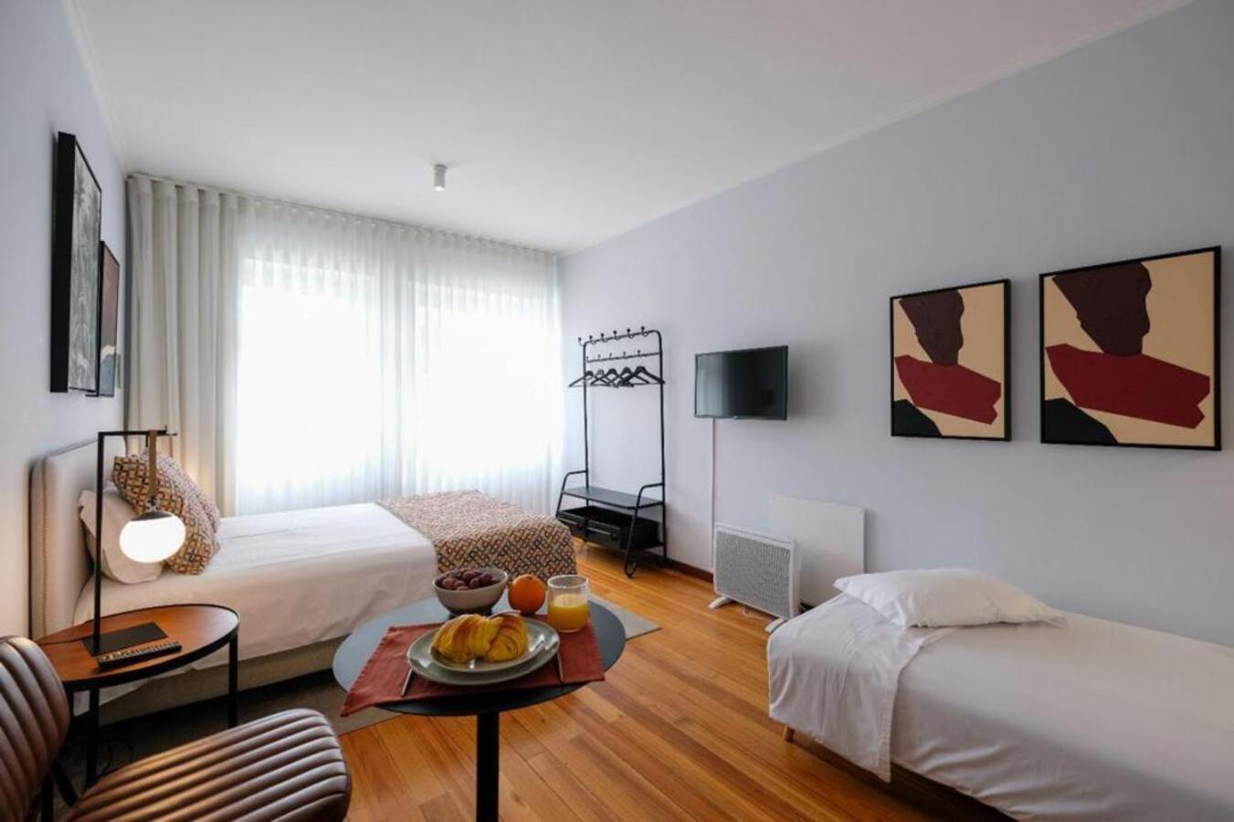 Impar Studios Deluxe Порту Екстер'єр фото